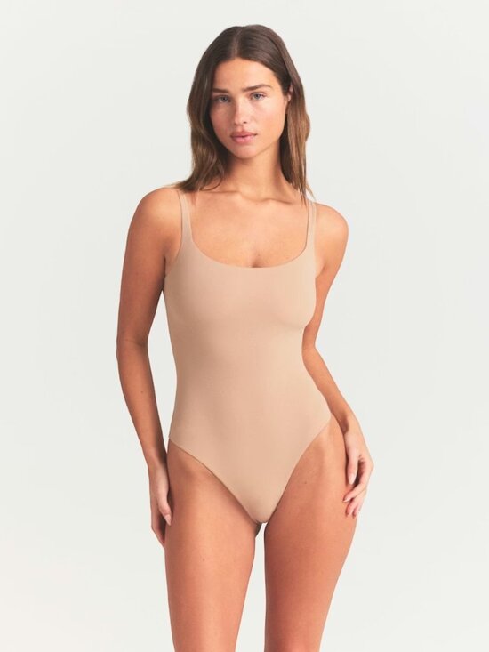 SKIMS Tops - SKIMS Fits Everybody Bodysuit XL Clay Square Neck